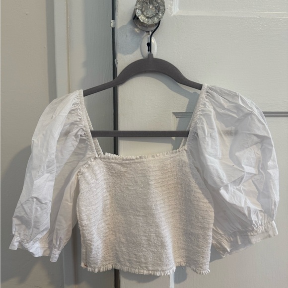 XiRENA Cream Puff Sleeve Smocked Crop Blouse - Picture 3 of 5